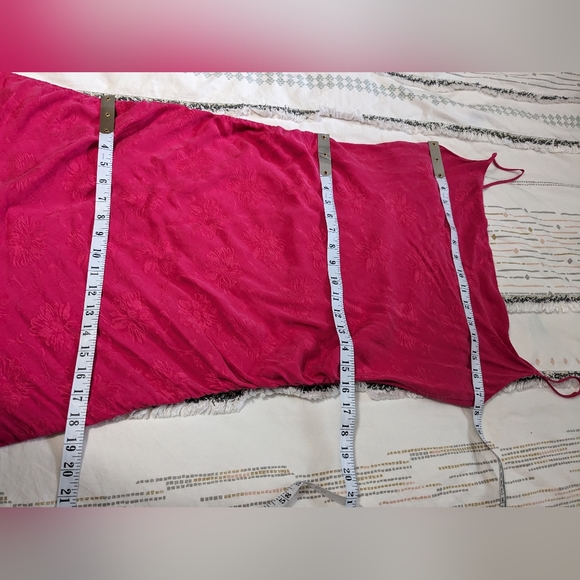 Aritzia Wilfred Only ruched fuschia dress M - Picture 12 of 12